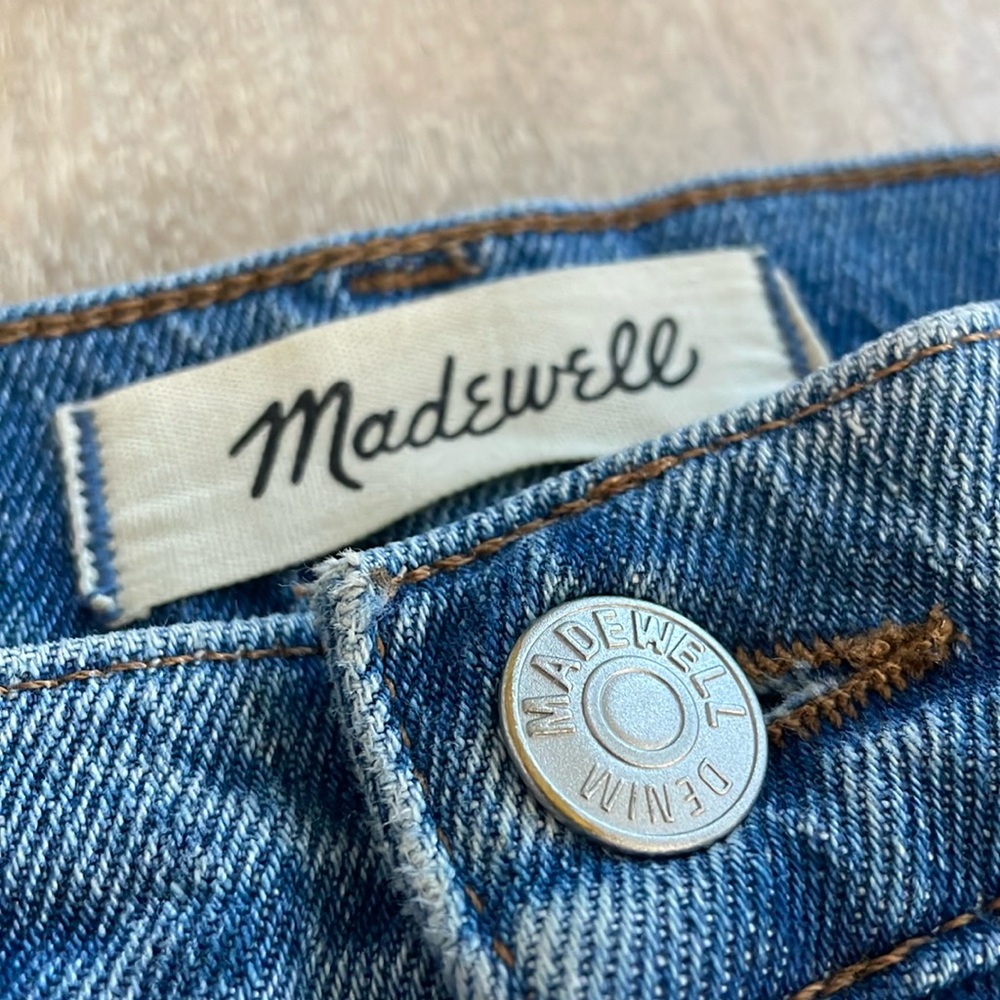 Madewell Cali Demi-Boot Jeans in Enmore Wash: Raw-Hem Edition - Picture 5 of 12